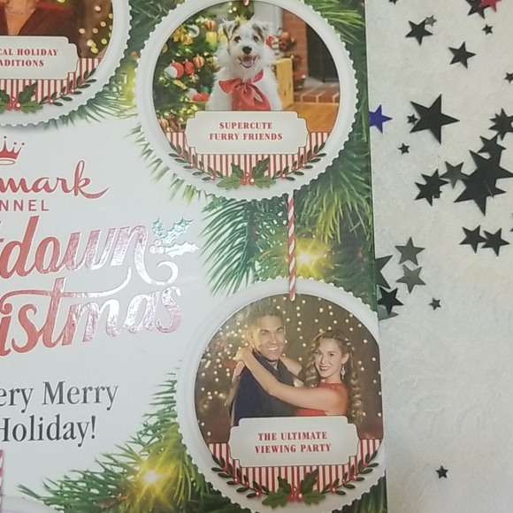 HALLMARK CHANNEL Countdown To Christmas Book - Picture 3 of 16